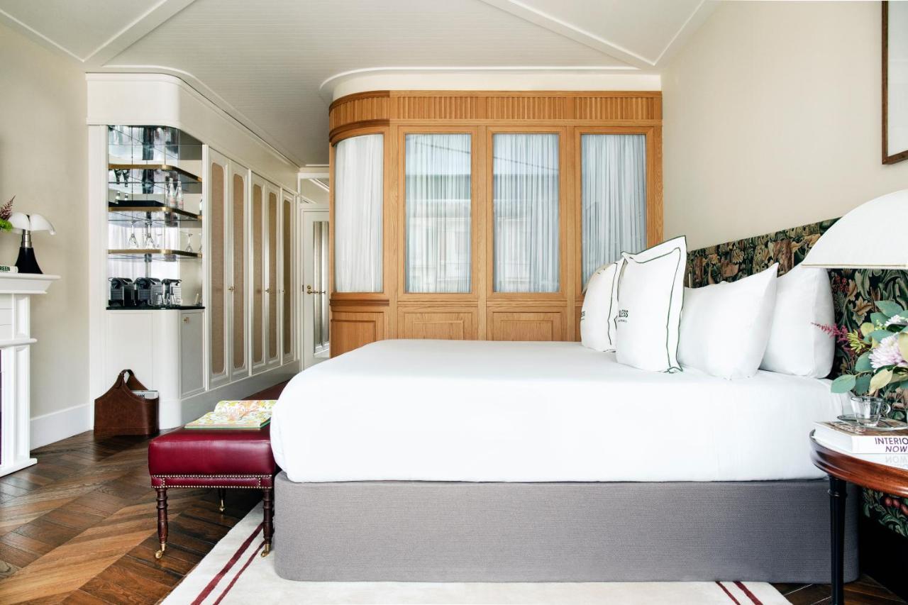 Bless Hotel Madrid - The Leading Hotels Of The World Dış mekan fotoğraf A bedroom at the hotel