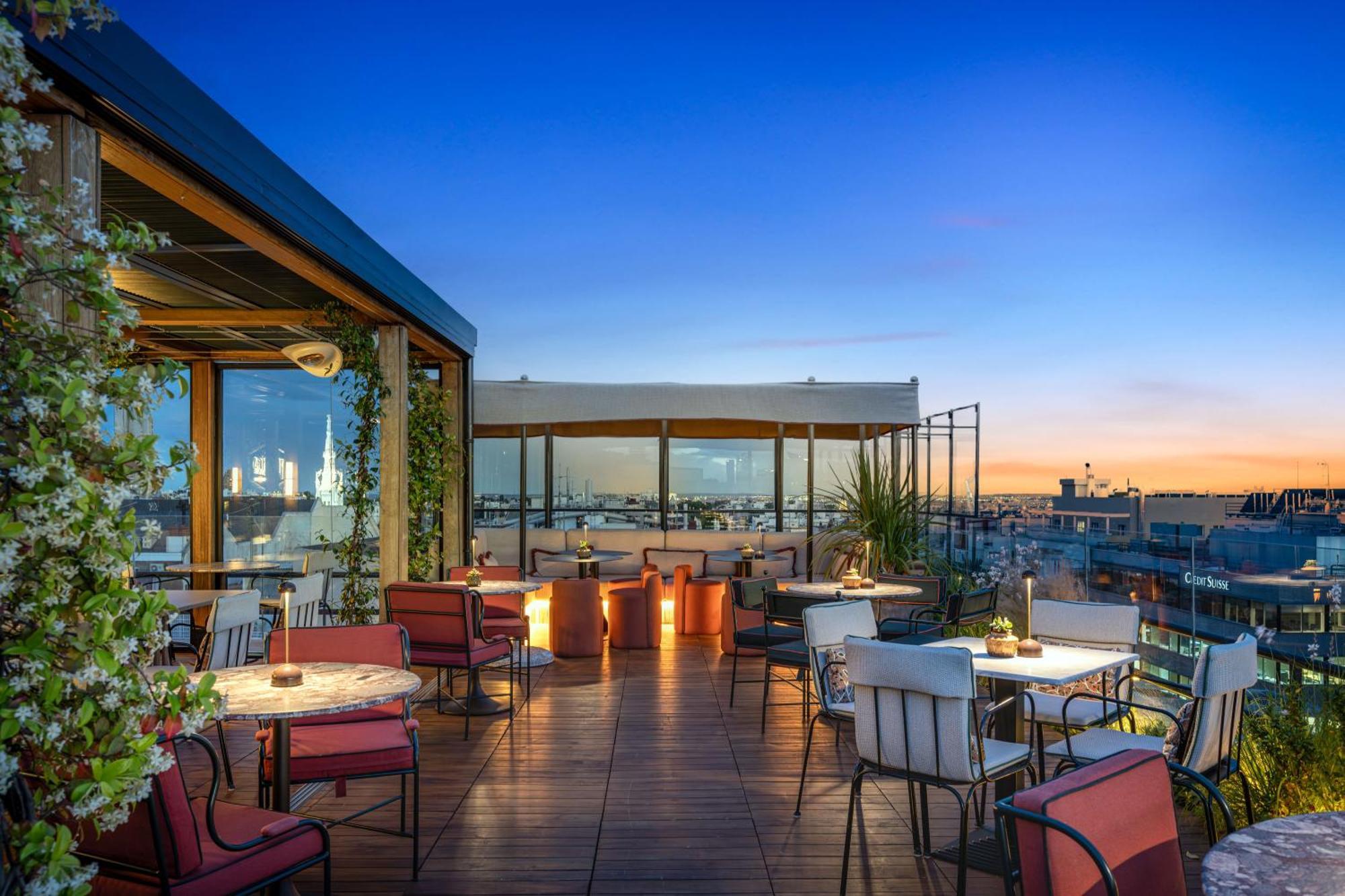 Bless Hotel Madrid - The Leading Hotels Of The World Dış mekan fotoğraf The rooftop bar at the Hotel