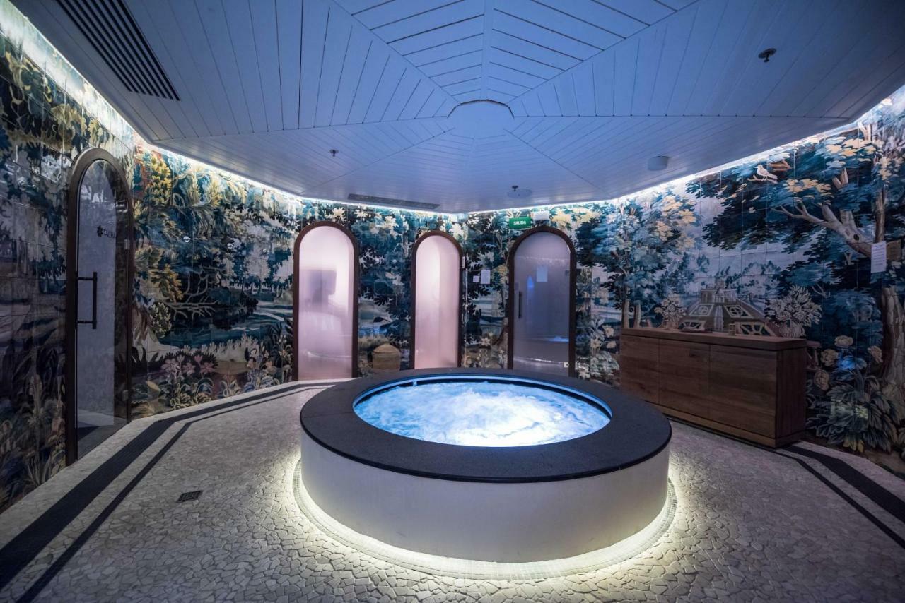 Bless Hotel Madrid - The Leading Hotels Of The World Dış mekan fotoğraf The spa at The Ivy Spa, Manchester